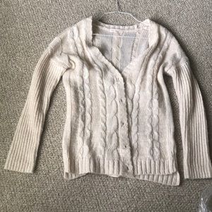 Women light sweater